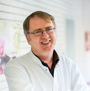 Porträt Prof. Dr. Dr. Stefan Evers